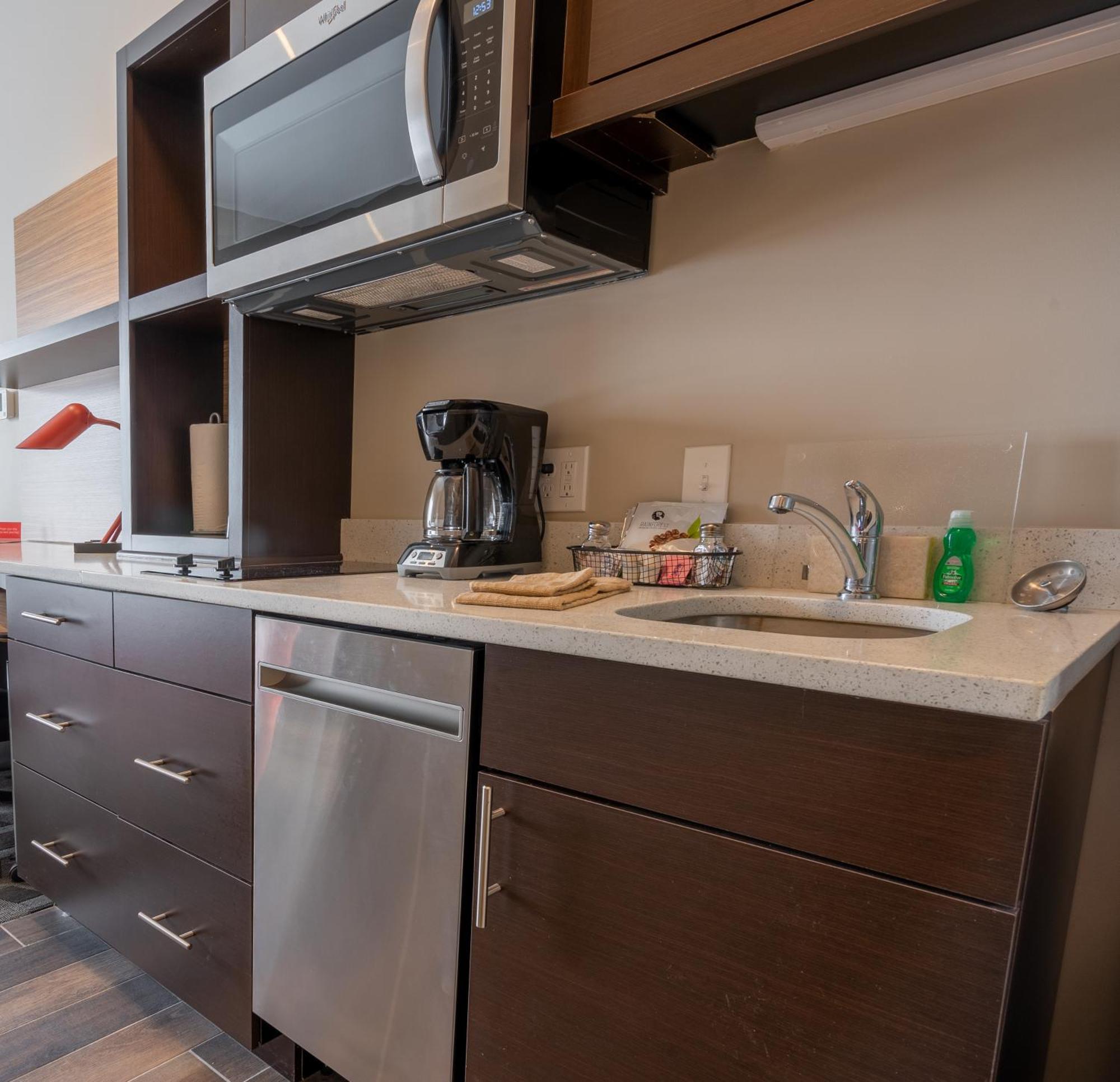 Towneplace Suites By Marriott Clinton Eksteriør bilde