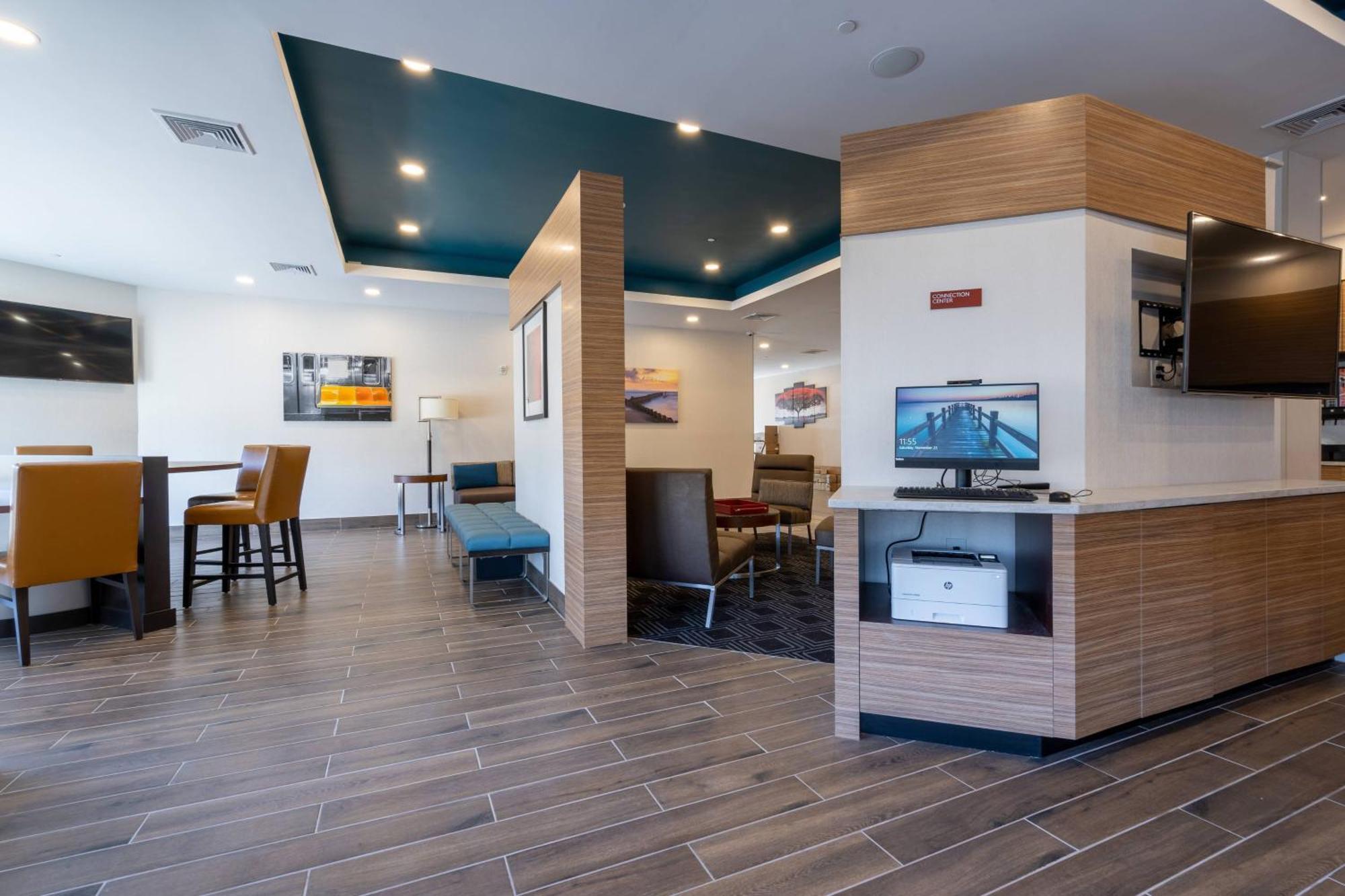 Towneplace Suites By Marriott Clinton Eksteriør bilde