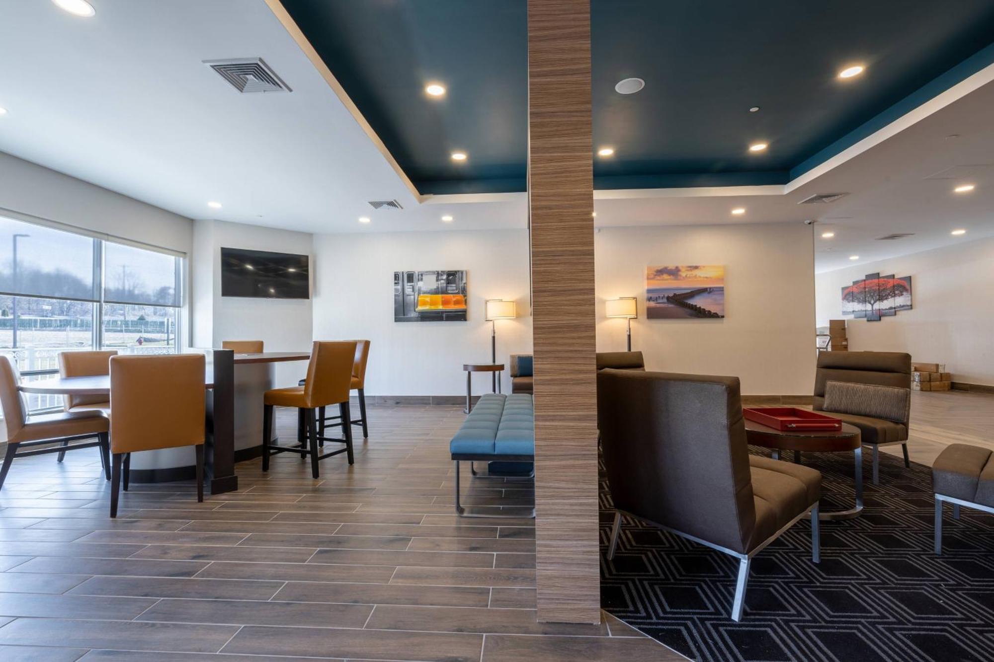 Towneplace Suites By Marriott Clinton Eksteriør bilde